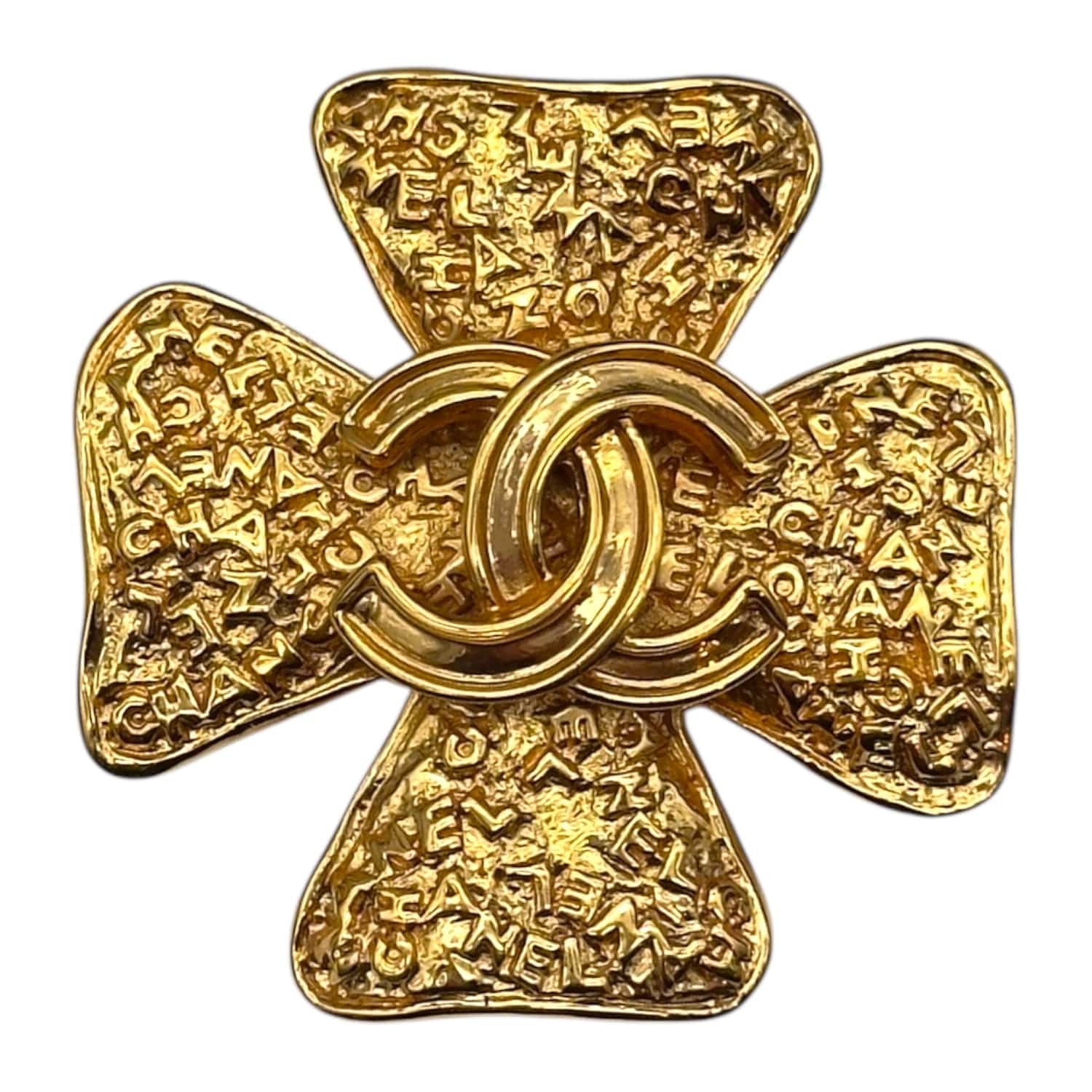 CHANEL Vintage Coco Mark Leaf Clover Brooch Gold– Wag N Purr Shop